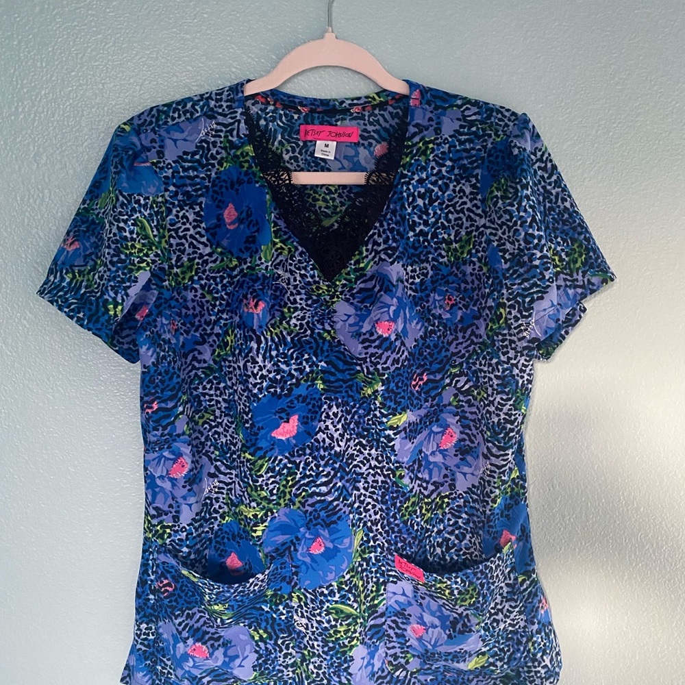 Koi by Betsy Johnson, excellent condition worn 2x, size Medium.